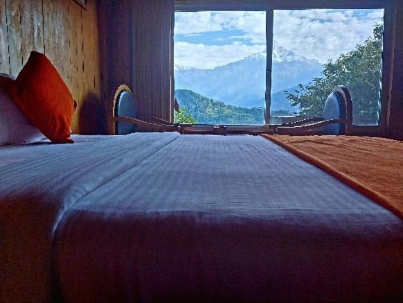 Resort Himalayan Deurali Pokhara